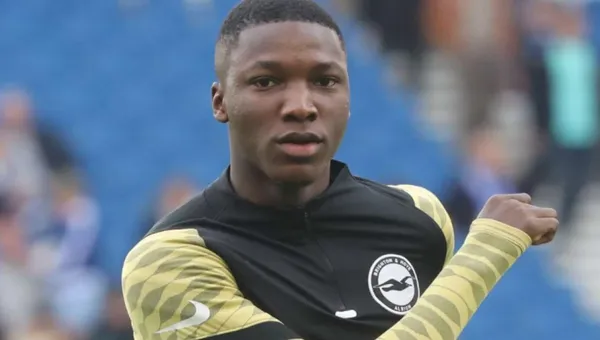 Moisés Caicedo es el mejor juvenil en las historia del Brighton según la prensa inglesa
