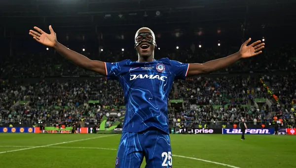 Moisés Caicedo jugador ecuatoriano