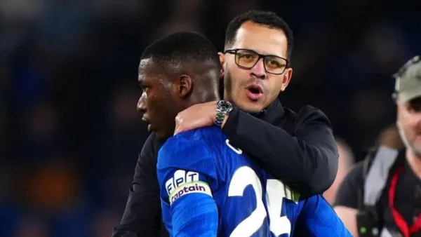 Moisés Caicedo lució deslucido en el duelo contra Arsenal, Chelsea perdió bastante en la media cancha