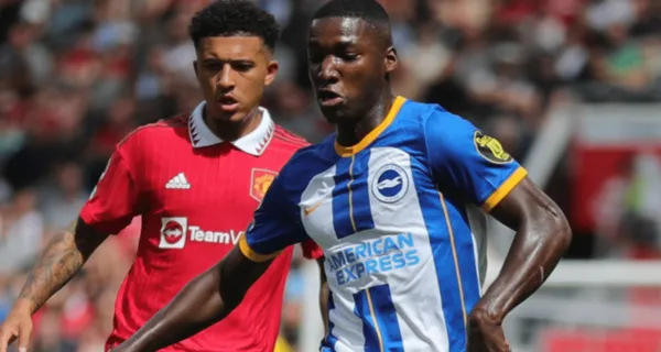 Moisés Caicedo pudo ir al Manchester United pero no se animaron a comprarlo, ahora el karma les llegó a su puerta