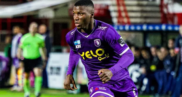 Moisés Caicedo regresará a la Premier League luego del pedido del Brighton al Beerschot