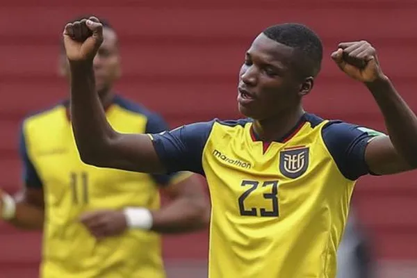 Moisés Caicedo se afianza en "La Tri"