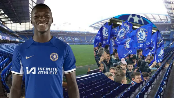 Moisés Caicedo y los hinchas del Chelsea en Stamford Bridge (Foto tomada de: Grandhopper/Chelsea/Imago)