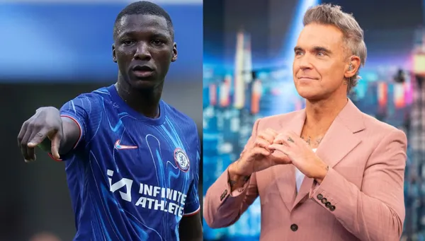 Moisés Caicedo y Robbie Williams