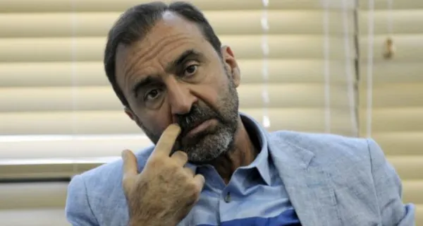 Nassib Neme está próximo a terminar su mandato en Emelec y ante los rumores que no se lanzaría de nuevo como presidente, inició fuego cruzado con Vito Muñoz que lanzó la noticia