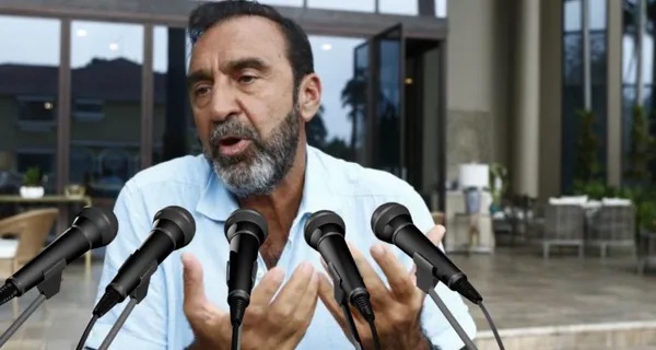 Nassib Neme, presidente de Emelec, se reunión con los directivos de Flamengo y se quiso comunicar en portugués