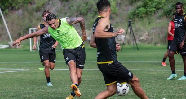 No todos presentaron un nivel bajo y hubo un jugador que sorpendió en Barcelona SC por el gran nivel en el que está