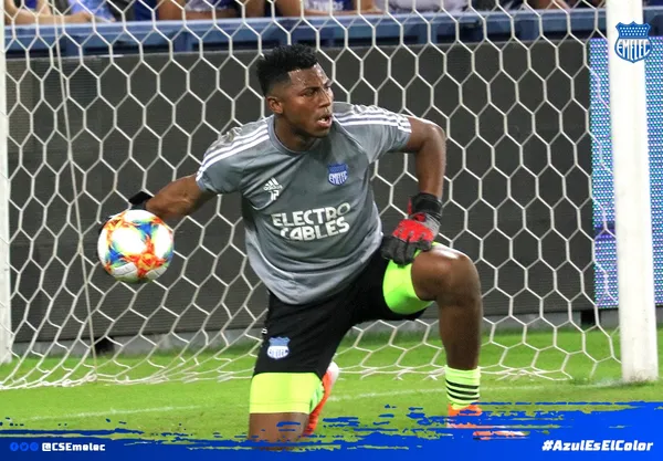 Ortíz fue reprochado por la hinchada de Emelec