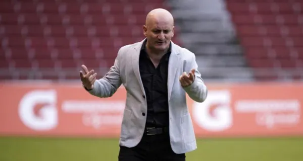 Pablo Repetto dejó el puesto en Liga de Quito y confesó que no volverá a dirigir en Ecuador. Ahora en Brasil lo miran como una posibilidad para ser el próximo DT de Flamengo