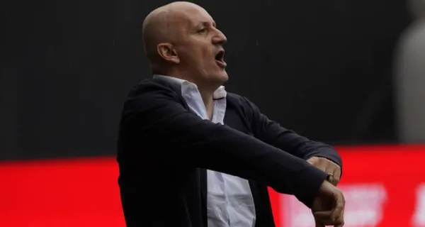 Pablo Repetto no ha logrado conseguir equipo luego de su salida de Liga de Quito. Pese a que ha tenido propuestas pone como exigencia tener un plantel competitivo en su nuevo equipo