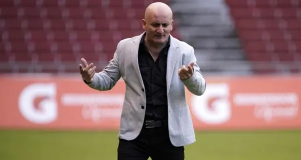 Pablo Repetto no seguirá como entrenador de Liga de Quito y aún no se sabe nada de su futuro, aunque propuestas de equipos que ya lo buscaron seguramente no faltarán