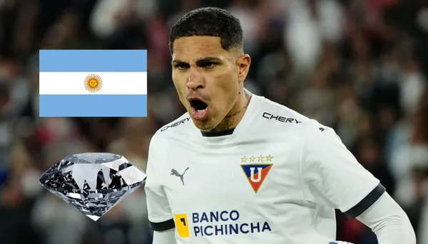 Paolo Guerrero con la camiseta de LDU de Quito.