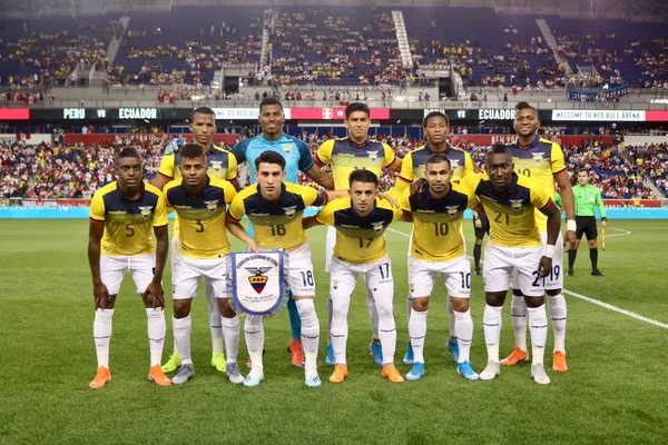 Para octubre, la Tricolor se enfrentaría a un equipo de primer nivel