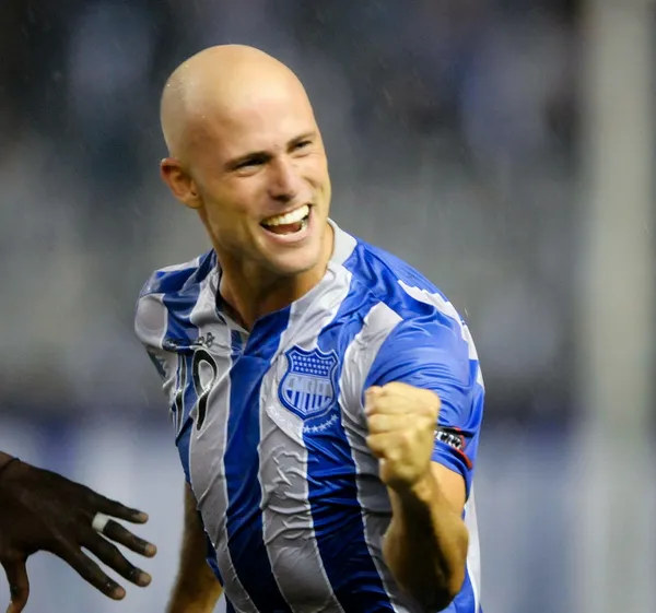 Pasó por Emelec, ahora está al otro lado del mundo