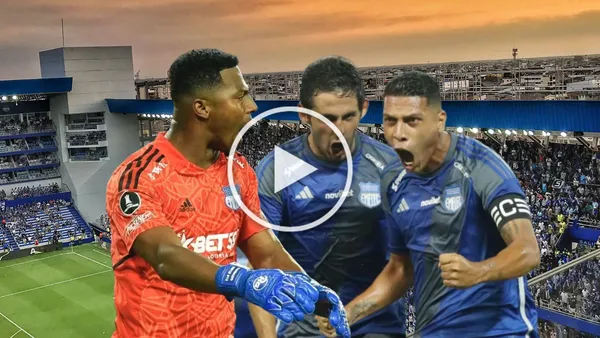 Pedro ortiz enojado, jugadores de Emelec gritando. Foto tomada de: Emelec/API