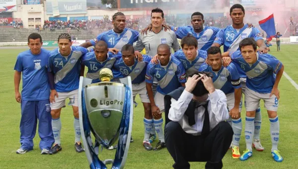 Personaje del fútbol ecuatoriano se quedó sin debutar cuando ya había firmado contrato. FOTO: La Republica EC
