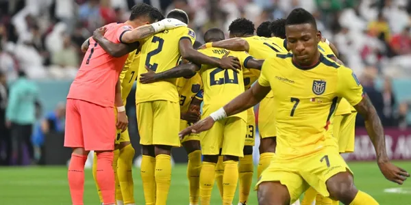 Pervis Estupiñán estará fuera por lesión y empiezan a sonar sus reemplazos