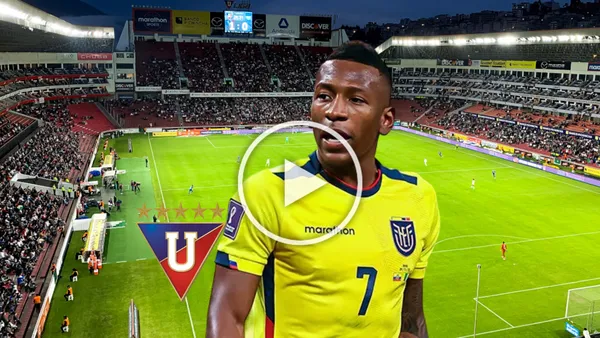 Pervis Estupiñán, hinchada de Liga de Quito. Foto tomada de: El Mercurio/LDU