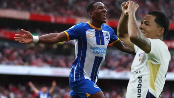 Pervis Estupiñán y Bryan Ramírez