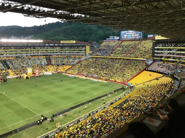Pese al bajo costo los hinchas del ídolo no llenaron el Monumental