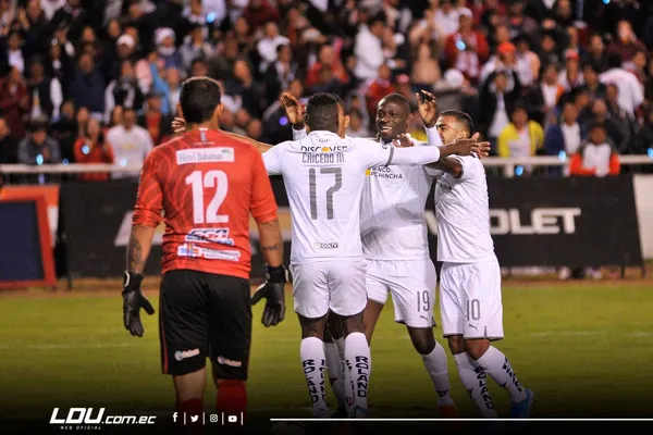 Pese a que no pagaron por una figura internacional, LDU ha generado más dinero