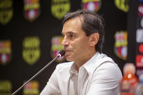 Piden a otro entrenador