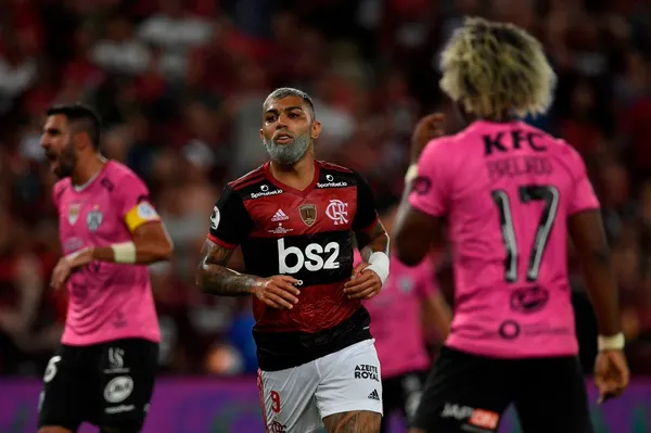 Pierde la Recopa Sudamericana