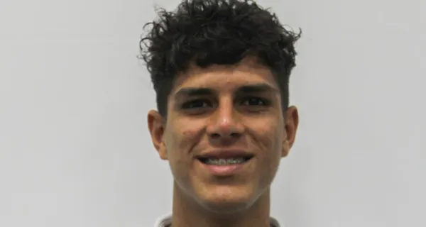 Piero Hincapié, el defensor que se ganó la titularidad en la selección ecuatoriana, dijo que es hincha de Emelec