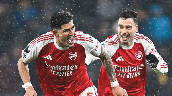 Piero Hincapié ha demostrado que pelea todas las jugadas incluso en los minutos de descuento