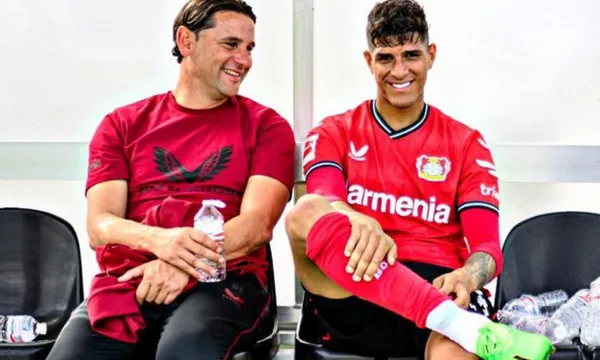 Piero Hincapié jugó como titular en el primer partido de la temporada con el Bayer Leverkusen