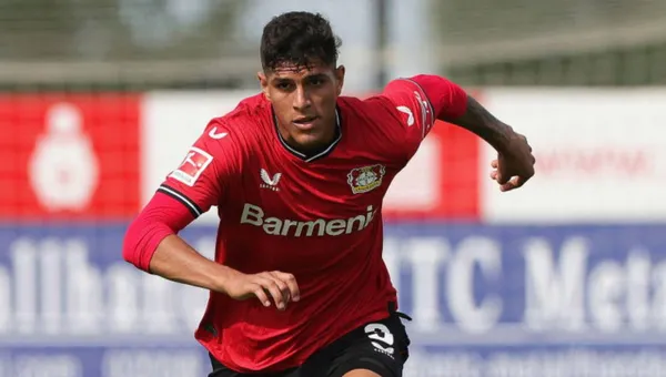 Piero Hincapié jugó como titular contra la Udinese y se mandó un gran partido