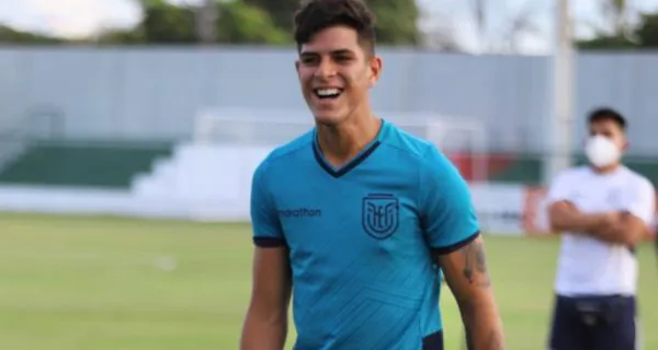 Piero Hincapié no perdió tiempo y ya está en la Casa de la Selección preparándose para los partidos