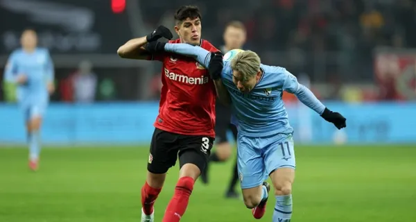 Piero Hincapié tenía una oferta del Tottenham pero finalmente se quedó en el Bayer Leverkusen