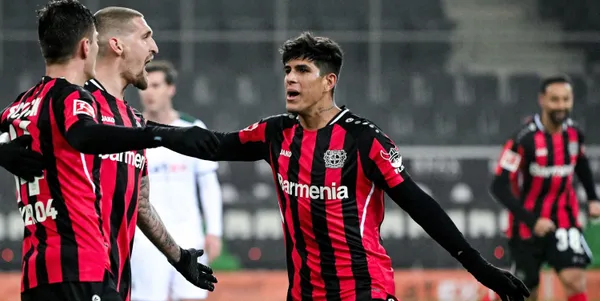 Piero Hincapié no tuvo la oportunidad de jugar el último partido por la Champions League