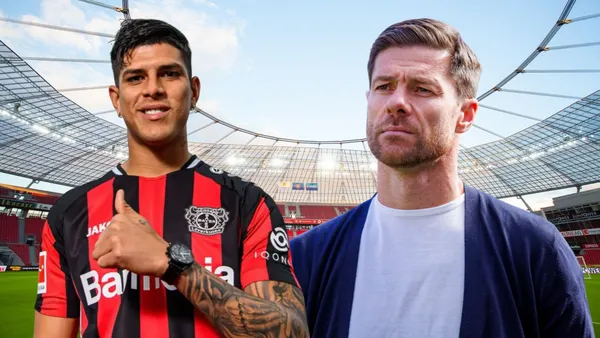 Piero Hincapié y Xabi Alonso (Foto tomada de: Wikipedia/Piero Hincapié/Bayer Leverkusen)