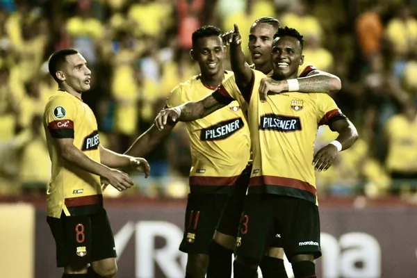 Ponen a BSC campeón de Libertadores