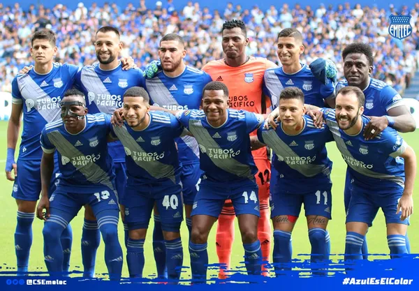 Prepara una alineación diferente a la que cayó en Ambato