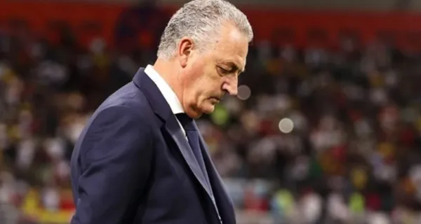Revelan que a Gustavo Alfaro le deben de premios en la Selección Ecuatoriana, donde no ha conseguido aún la renovación de contrato