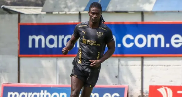 Ricardo Adé ya se ganó a la hinchada de Liga de Quito porque no da una sola bola por perdida