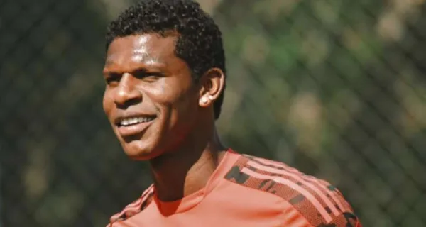 Robert Arboleda fue captado en un fiesta clandestina y el presidente de Sao Paulo decidió pronunciarse al respecto. Mira lo que dijo