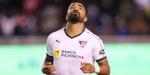 Rodrigo Aguirre, junto con Necaxa, está peleando en los últimos lugares del campeonato mexicano y ahora su pase también está bajando el costo de su pase