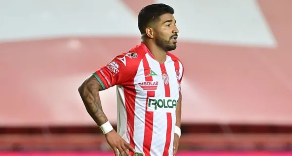 Se mantiene vigente la opción de compra de Rodrigo Aguirre en Necaxa, donde Liga de Quito puede recibir más de 2 MDD y comprar el pase de Luis Amarilla