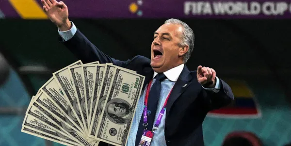 Se revelan los meses que tiene Alfaro sin recibir su sueldo