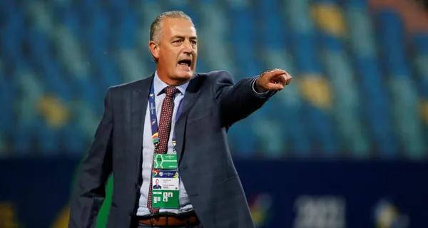 Se reveló la demanda millonaria que le puso Gustavo Alfaro a la FEF