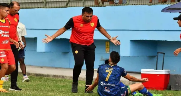 Se reveló la sanción que le cayó a César Farías