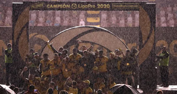 Se reveló quién apagó las luces en la final