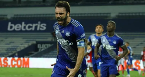 Sebastián Rodríguez no ha estado en el mismo nivel y ante Universidad Católica quedó expuesto pese a que jugó de local y revelan quién es el elemento que entorpeció su trabajo ahora que más lo necesita Ismael Rescalvo