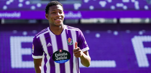 Según el Real Valladolid iban a ser muy estrictos con Gonzalo Plata, pero su sanción molestó a los aficionados