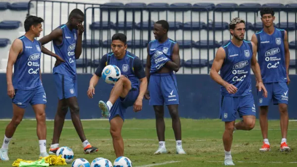 Selección Ecuatoriana en el George Capwell / Foto tomada de: API