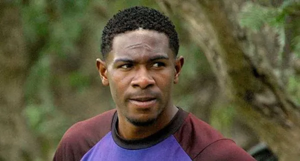 Sigue vinculado al mundo del fútbol